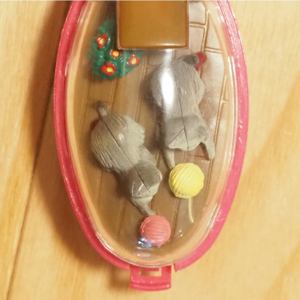 Vintage 90's Takara Pocket Critter Keychain Kitty Kitty Cats With yarn Toy